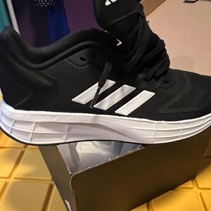 New in box Adidas tennis shoes